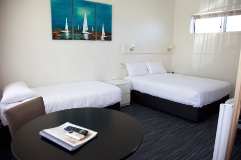 Guichen Bay Motel - Tourism Search 16