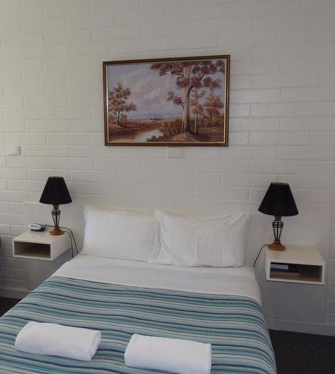 Guichen Bay Motel - Tourism Search 25