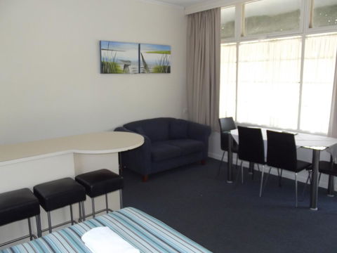 Guichen Bay Motel - Tourism Search 8
