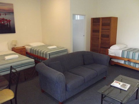 Guichen Bay Motel - Tourism Search 9
