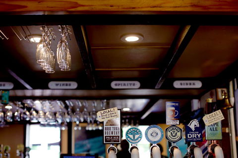 Caledonian Inn - Tourism Search 23