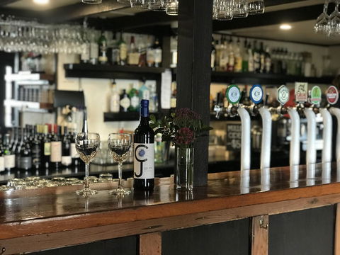 Caledonian Inn - Tourism Search 2