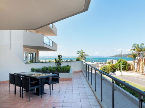 Ramada Resort By Wyndham Shoal Bay - Tourism Search 5
