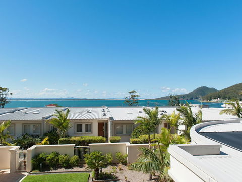 Ramada Resort By Wyndham Shoal Bay - Tourism Search 6