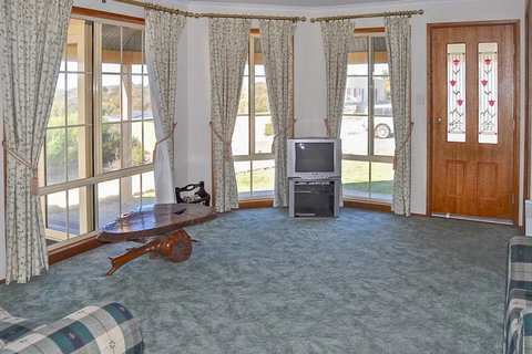 Baywatch - Tourism Search 2