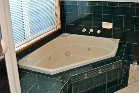 Baywatch - Tourism Search 8