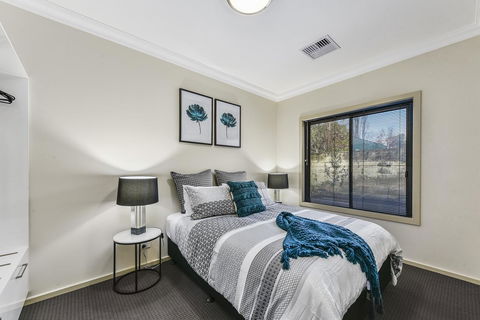 Accommodation On Lansell 2 - Tourism Search 9