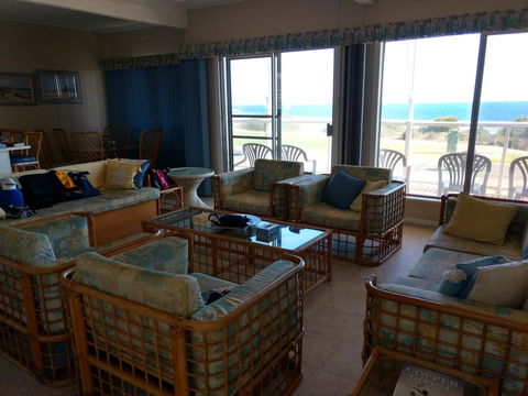 Seafront Shack - Tourism Search 12