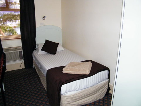 Grand Tasman Hotel - Tourism Search 22