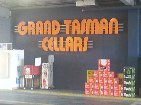 Grand Tasman Hotel - Tourism Search 29