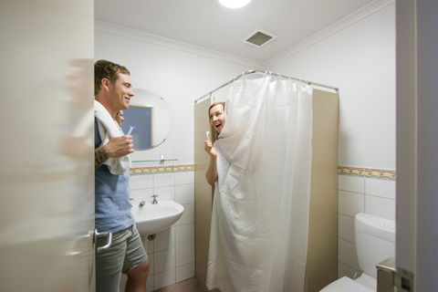 YHA Adelaide Central - Tourism Search 19
