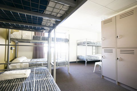 YHA Adelaide Central - Tourism Search 23