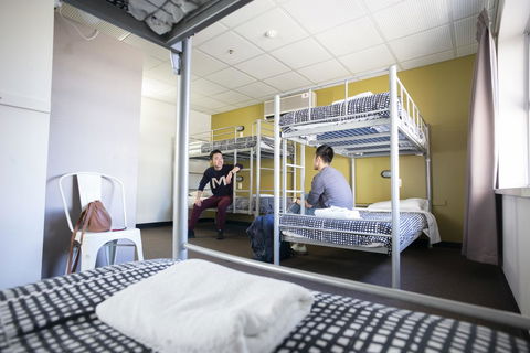 YHA Adelaide Central - Tourism Search 13