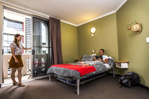 YHA Adelaide Central - Tourism Search 32