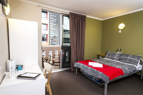 YHA Adelaide Central - Tourism Search 31