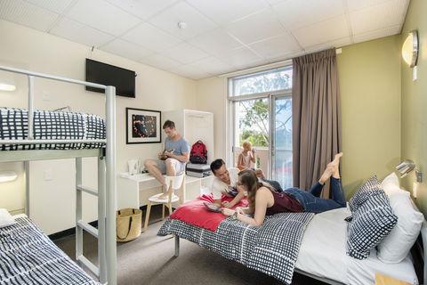 YHA Adelaide Central - Tourism Search 43
