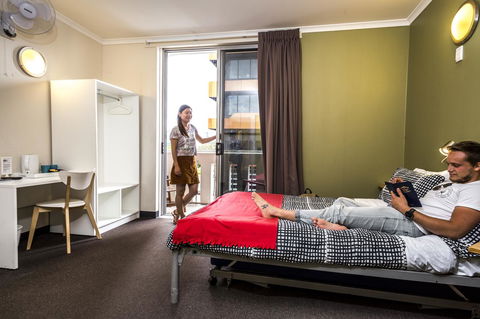 YHA Adelaide Central - Tourism Search 22