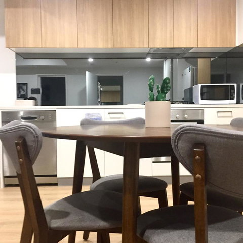 Mid City Apartment - Tourism Search 7