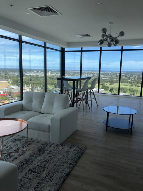 Mid City Apartment - Tourism Search 25