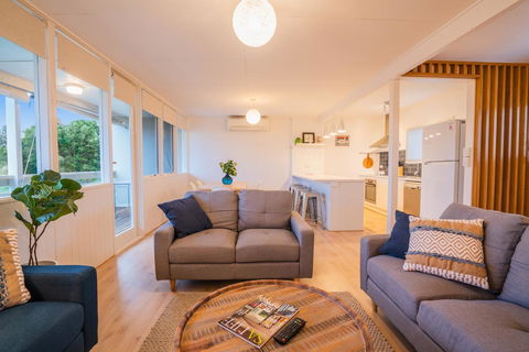 Aldinga Beach Break - C21 SouthCoast Holidays - Tourism Search 7