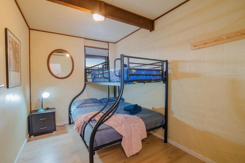 Aldinga Beach Break - C21 SouthCoast Holidays - Tourism Search 9