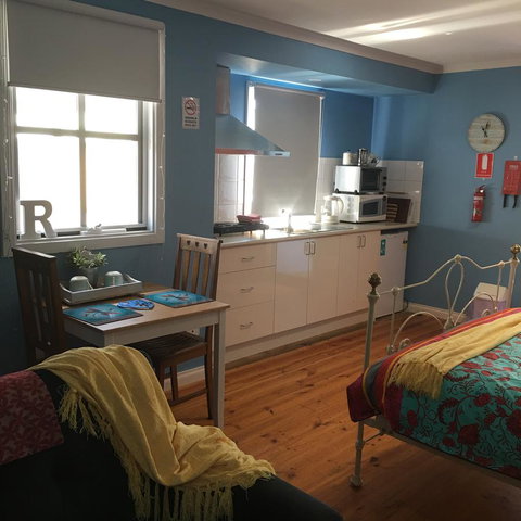 KI Dragonfly Guesthouse - Tourism Search 11