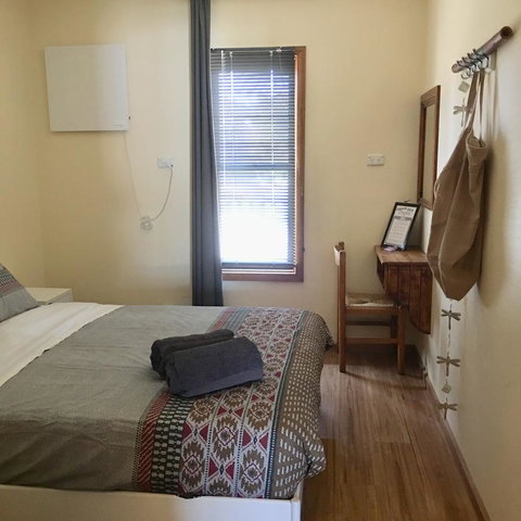 KI Dragonfly Guesthouse - Tourism Search 25