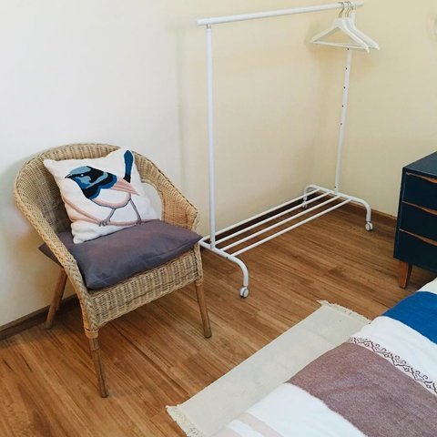 KI Dragonfly Guesthouse - Tourism Search 19