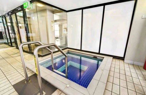 Oaks Horizon+city View+free Parking - Tourism Search 14