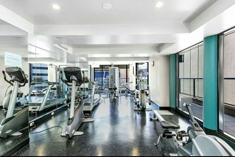 Oaks Horizon+city View+free Parking - Tourism Search 17