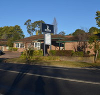 Deer Park Motor Inn - Tourism Search