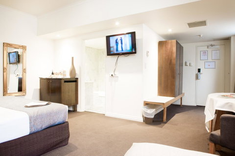 Hotel Richmond On Rundle Mall - Tourism Search 36