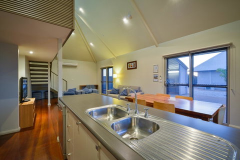 Exmouth Escape Resort - Tourism Search 17