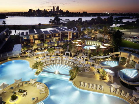 Crown Metropol Perth - Tourism Search 6