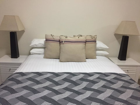 Parklane Apartments - Tourism Search 9