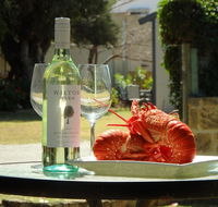 Lazy Lobster Holiday Units  Chalets - Tourism Search