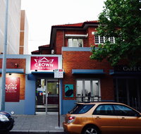 The Emperors Crown Hostel - Tourism Search