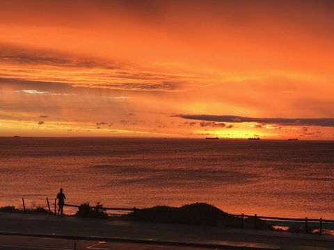 Cottesloe Beachfront Ocean View Apartment - Tourism Search 14