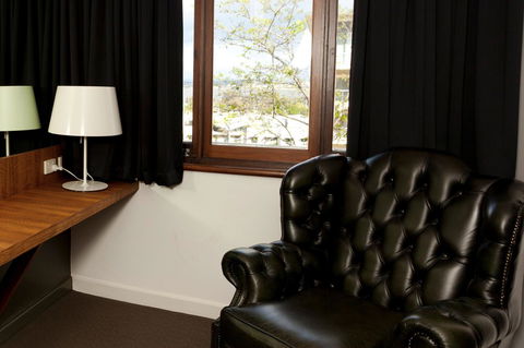 Riverview On Mount Street - Tourism Search 18