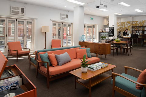 Pensione Hotel Perth - Tourism Search 6