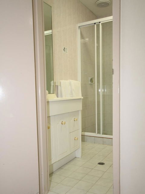 Comfort Inn & Suites Goodearth Perth - Tourism Search 16