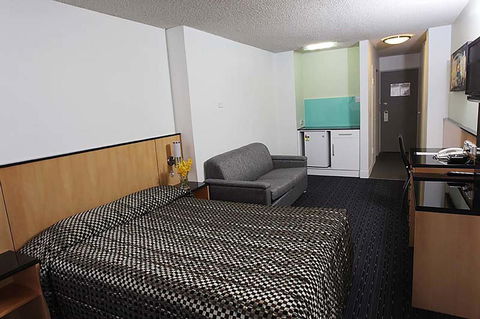 Comfort Inn & Suites Goodearth Perth - Tourism Search 21