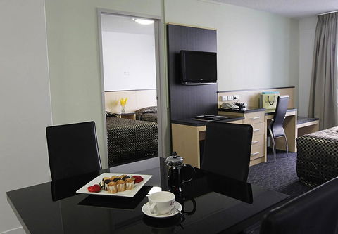 Comfort Inn & Suites Goodearth Perth - Tourism Search 12