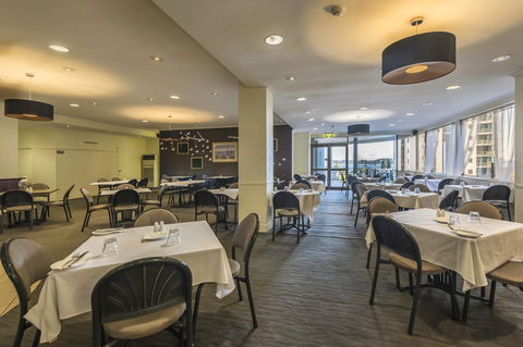 Comfort Inn & Suites Goodearth Perth - Tourism Search 11