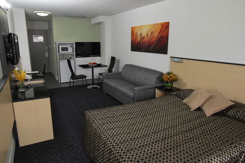 Comfort Inn & Suites Goodearth Perth - Tourism Search 18