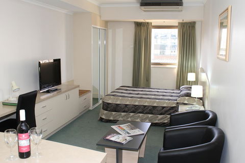 Comfort Inn & Suites Goodearth Perth - Tourism Search 4