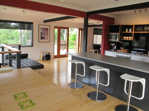 Pendeli Beach House - Tourism Search 3