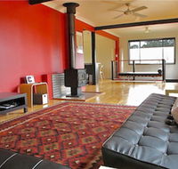 Pendeli Beach House - Tourism Search