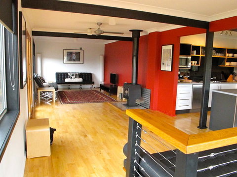 Pendeli Beach House - Tourism Search 2