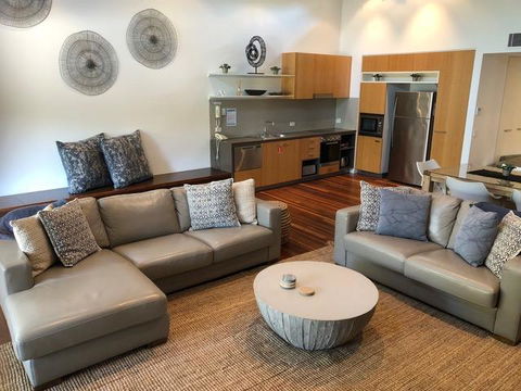 East On Byron - Tourism Search 34